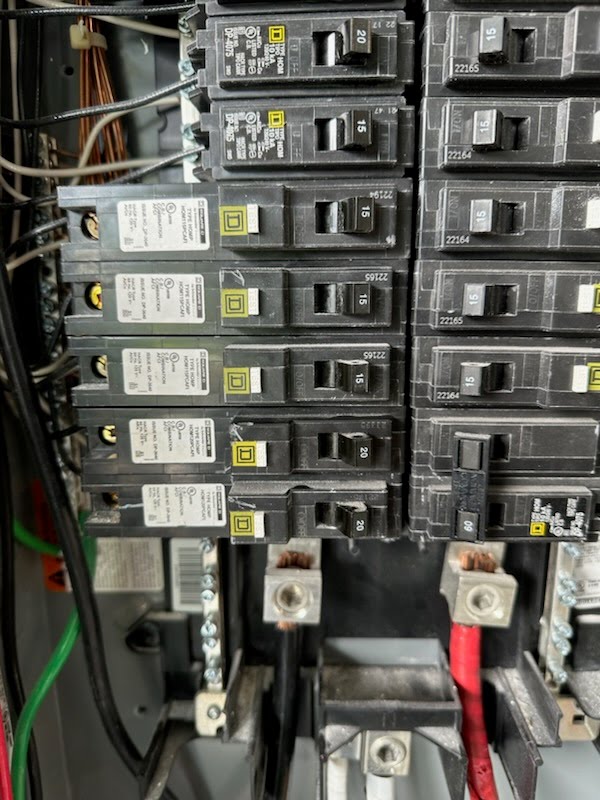 7918872af135e8f0d993257092bc786a0ada40f2-1 electrical panel